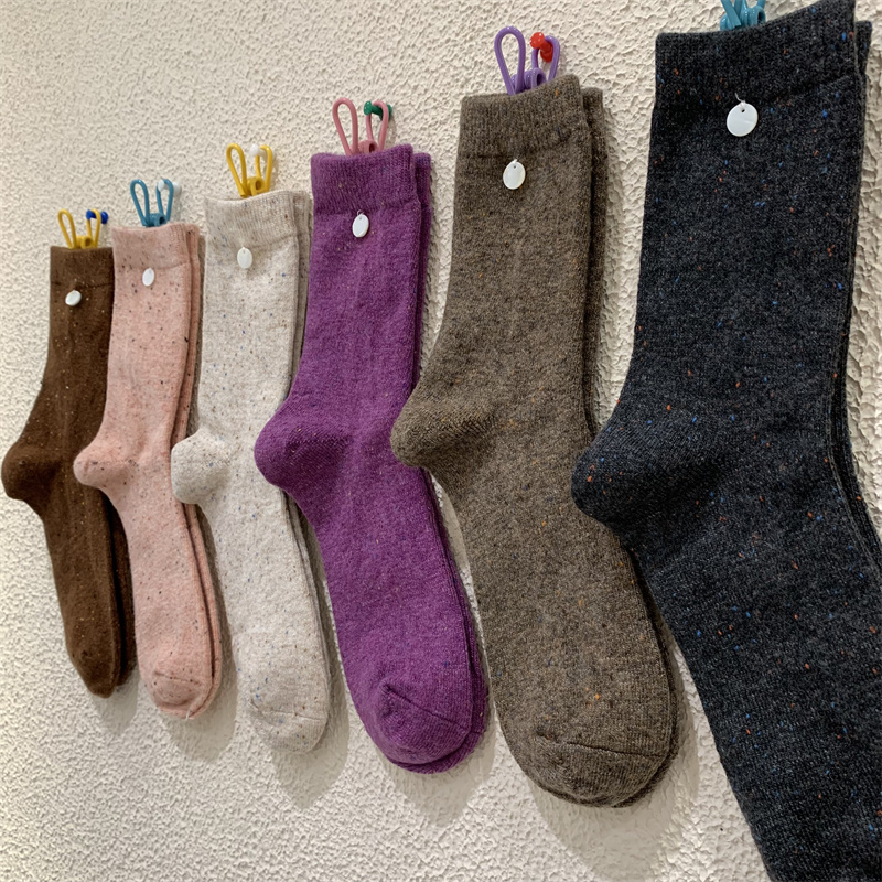 冬季加厚保暖纽扣羊毛女袜