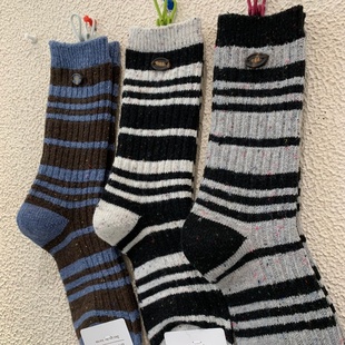 加厚保暖羊毛袜2025冬季 撞色条纹egg纽扣羊绒袜中筒堆堆女袜 新款
