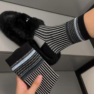 韩东大门秋冬新款女袜子网红款双针波浪纹拼色小众竖条中筒堆堆袜