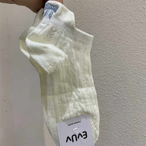 甜美刺绣网眼女袜透气街头春夏