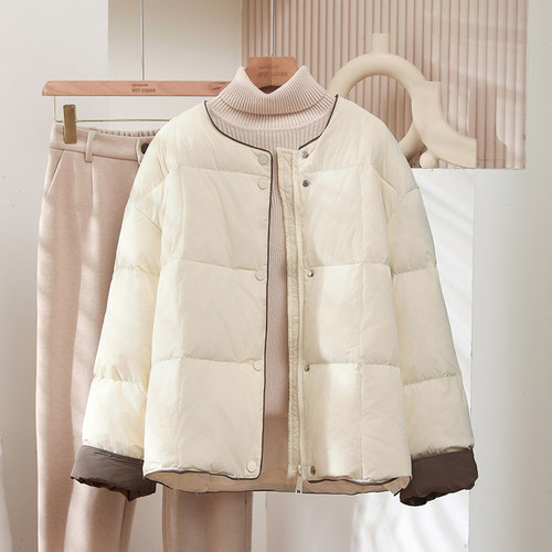 年轻潮流圆领轻薄羽绒服