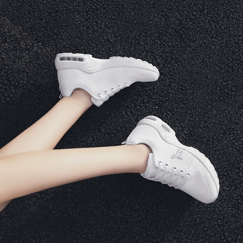 乔丹 格兰白色羽毛球鞋 女运动跑步鞋气垫减震 夏季轻便舒适旅游