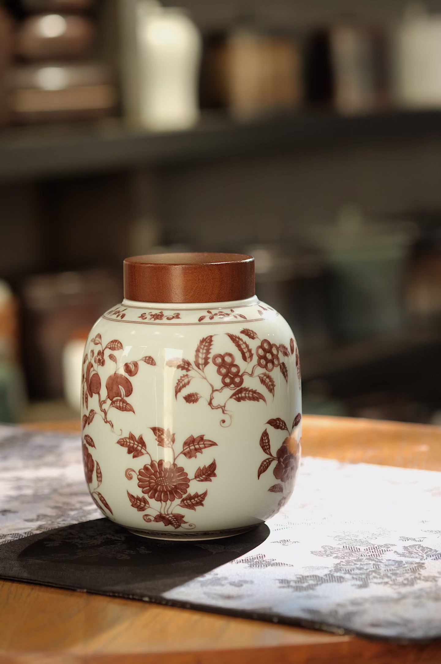 见欢集 釉里红折枝四季花卉枇杷纹实木茶叶罐 咖啡豆储蓄罐 茶仓