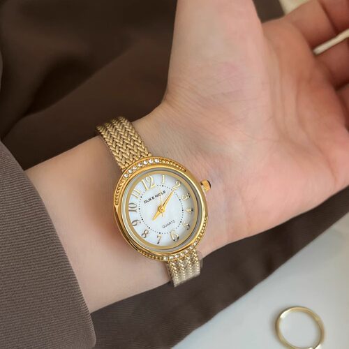 DUCKNICLE高级贝母酒桶型手表女