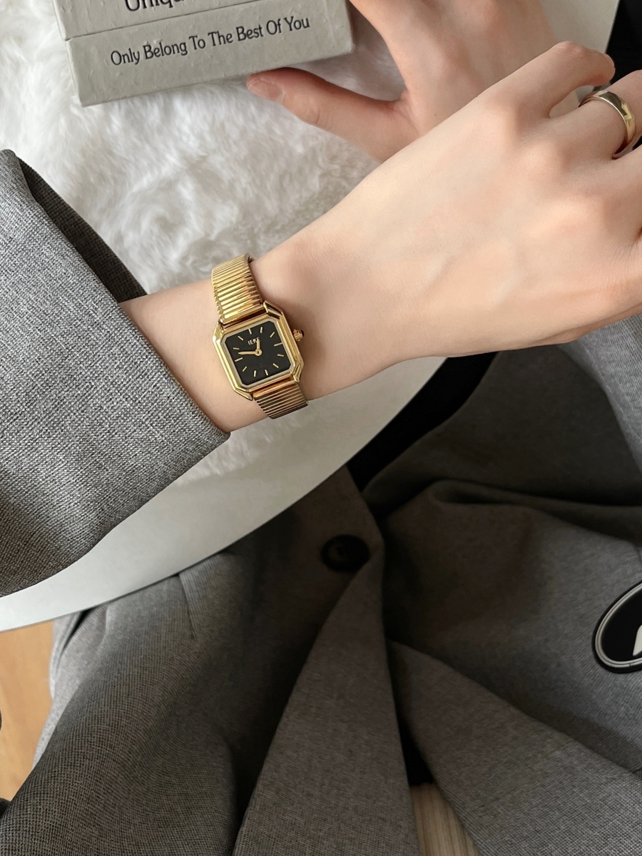 IEKE方形气质简约女手表