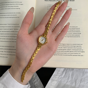 CHISTE 胖酒桶手链手表女高级轻奢气质小众精致女士初高中生通勤