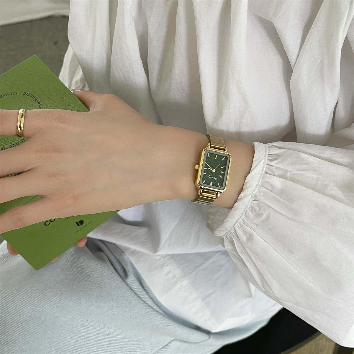复古方形手表女ins风学生气质高级竹节带小众设计女士女款石英表