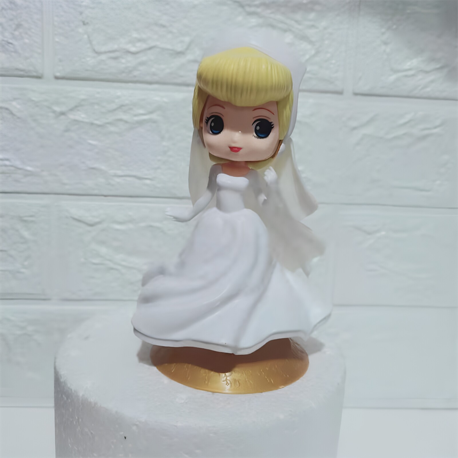 蛋糕装饰白衣公主灰姑娘女孩生日蛋糕摆件婚纱公主女神烘焙插件
