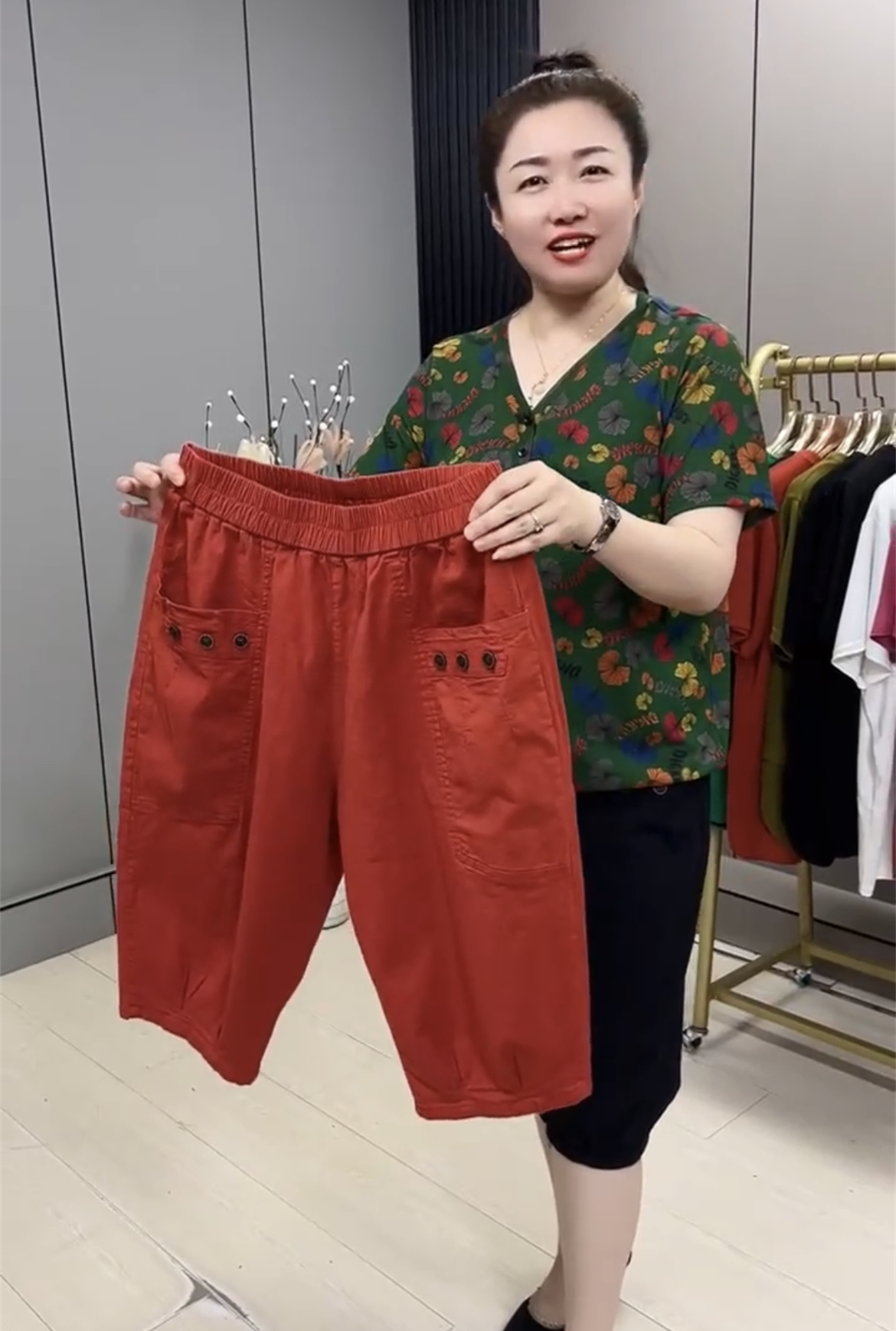 大码女装2024夏季新款宽松显瘦胖mm遮肉休闲大口袋水洗弹力六分裤