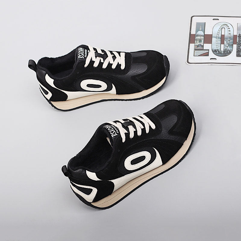 脚宽大码女鞋41一43冬季新款棉鞋2025特大号舒适时尚加绒休闲板鞋