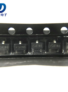 ME2805A263M3G 丝印:X1NG 电压检测复位IC 封装SOT23-3 全新