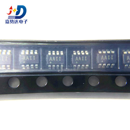 MAX4467EKA+T AAII MAX4467 传声器前置放大器 SOT-23-8 全新