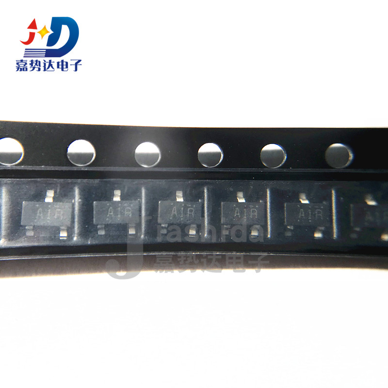 DSA2001R0L 丝印：AIR 双极晶体管 SOT-23 全新