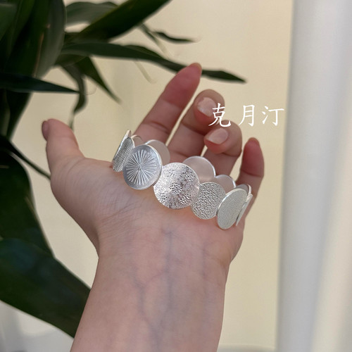宽面足银9999手镯女款十二月实心开口手工圆片纯银镯子送女友礼物