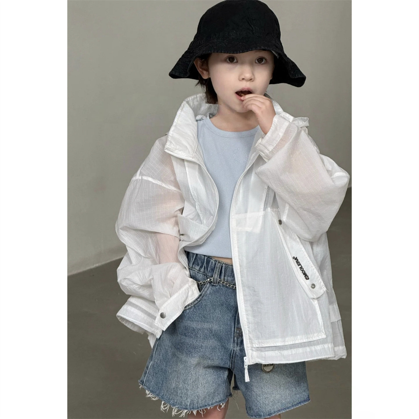 韩版童装春夏新款男女童潮范设计师款连帽休闲外套百搭透气防晒衣