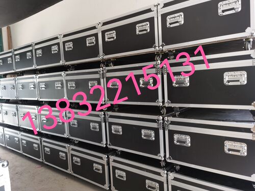 铝合金西亚航空箱仪器箱