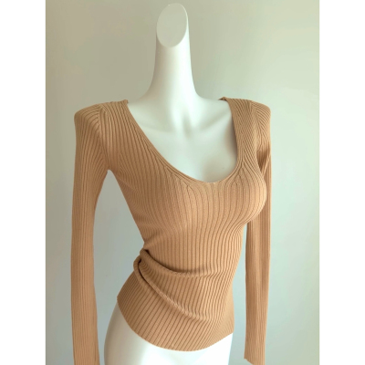 爱惨了这个卡其色！！超显瘦V领长袖针织打底衫 秋冬修身内搭上衣