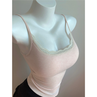 温柔奶油色少女风背心 纯欲蕾丝拼接吊带 推荐 自带胸垫显胸大