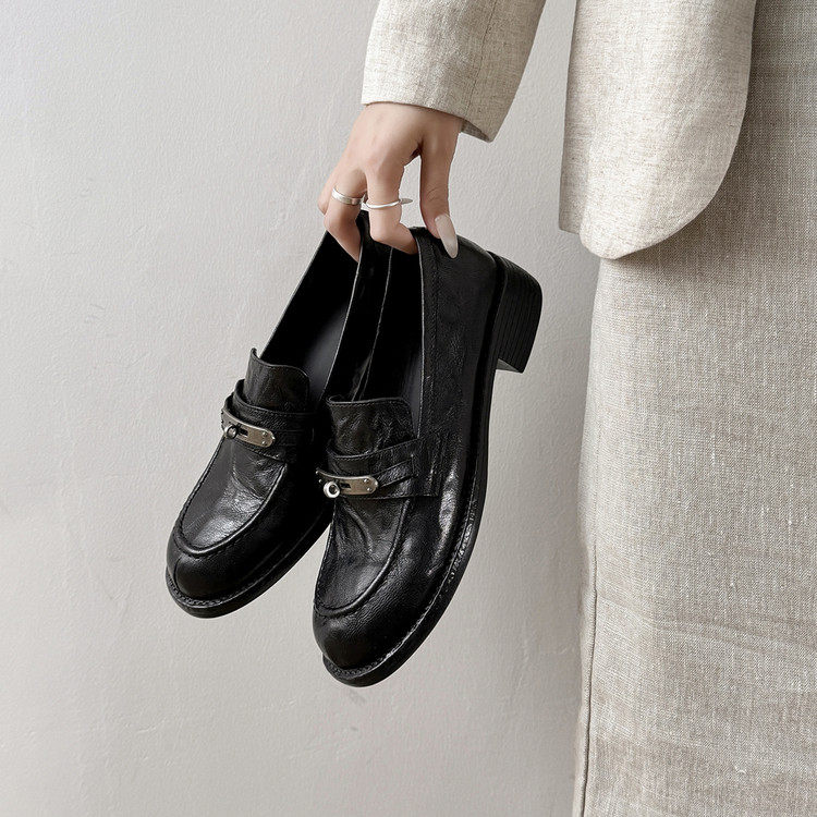 3cm金属扣乐福鞋英伦风圆头粗跟小皮鞋复古时尚简约粗跟深口单鞋,女鞋,深口单鞋,淘宝优惠券,粉丝福利购,淘宝优惠卷