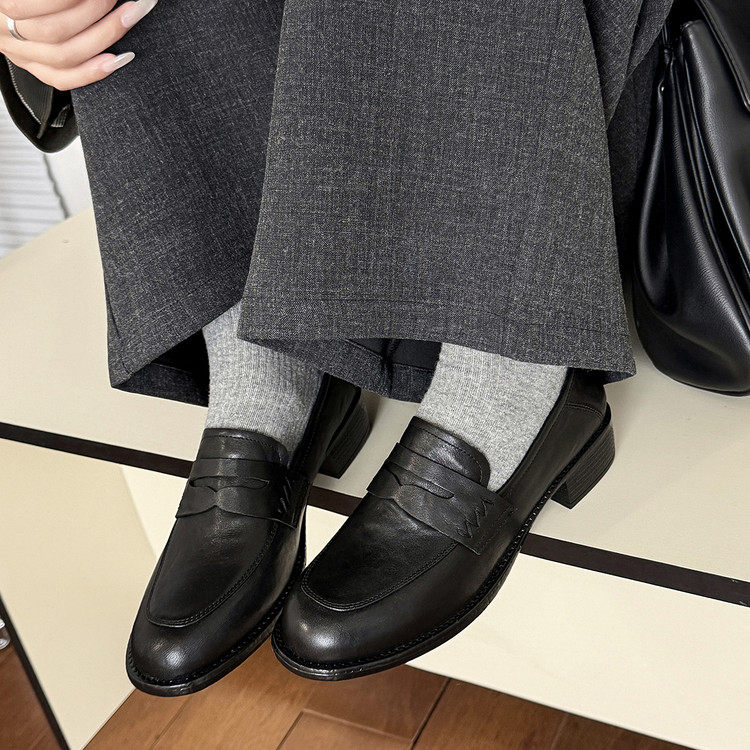 3.5cm时尚粗跟深口单鞋百搭纯色2026新款复古风一脚蹬牛皮乐福鞋,女鞋,深口单鞋,淘宝优惠券,粉丝福利购,淘宝优惠卷