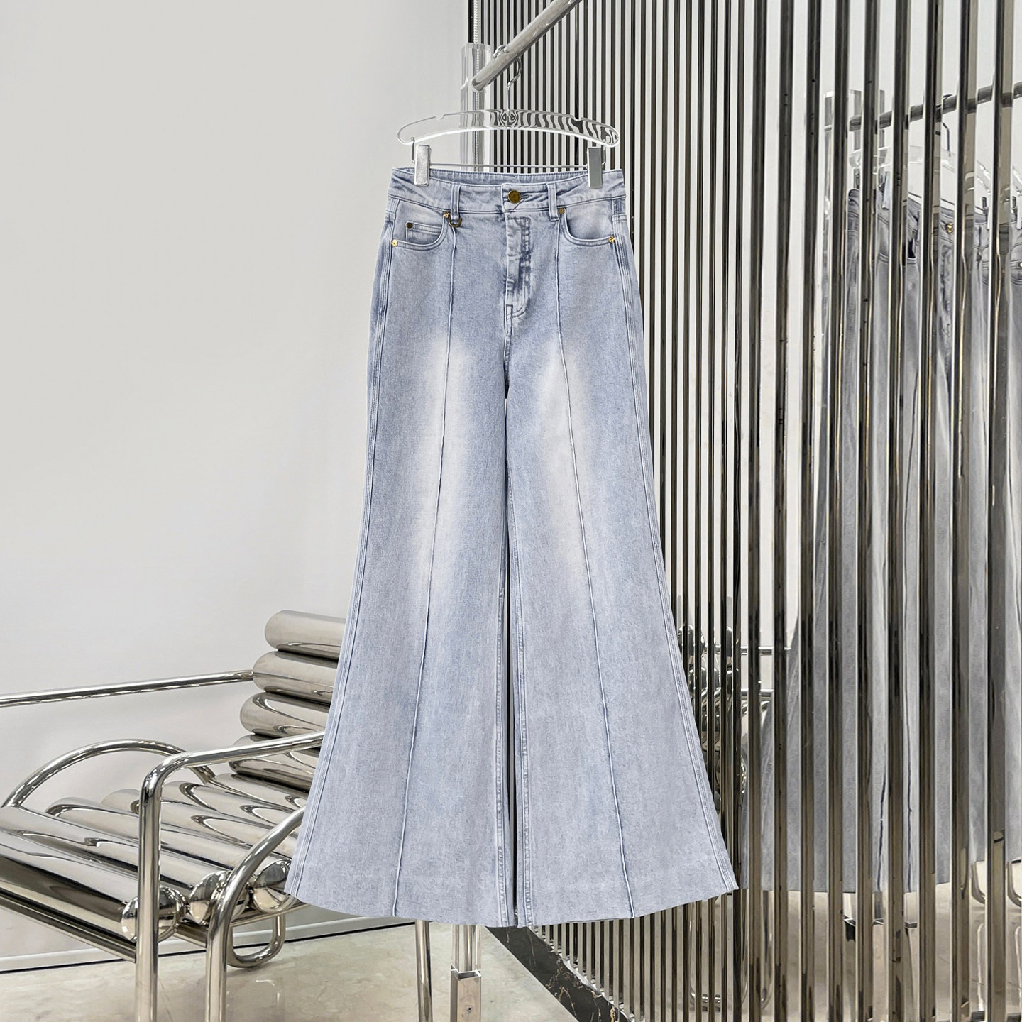 thumbnail for AG Fashionable Hot Girl Outfit: High-waisted, slimming seam jeans for women, washed denim flared pants