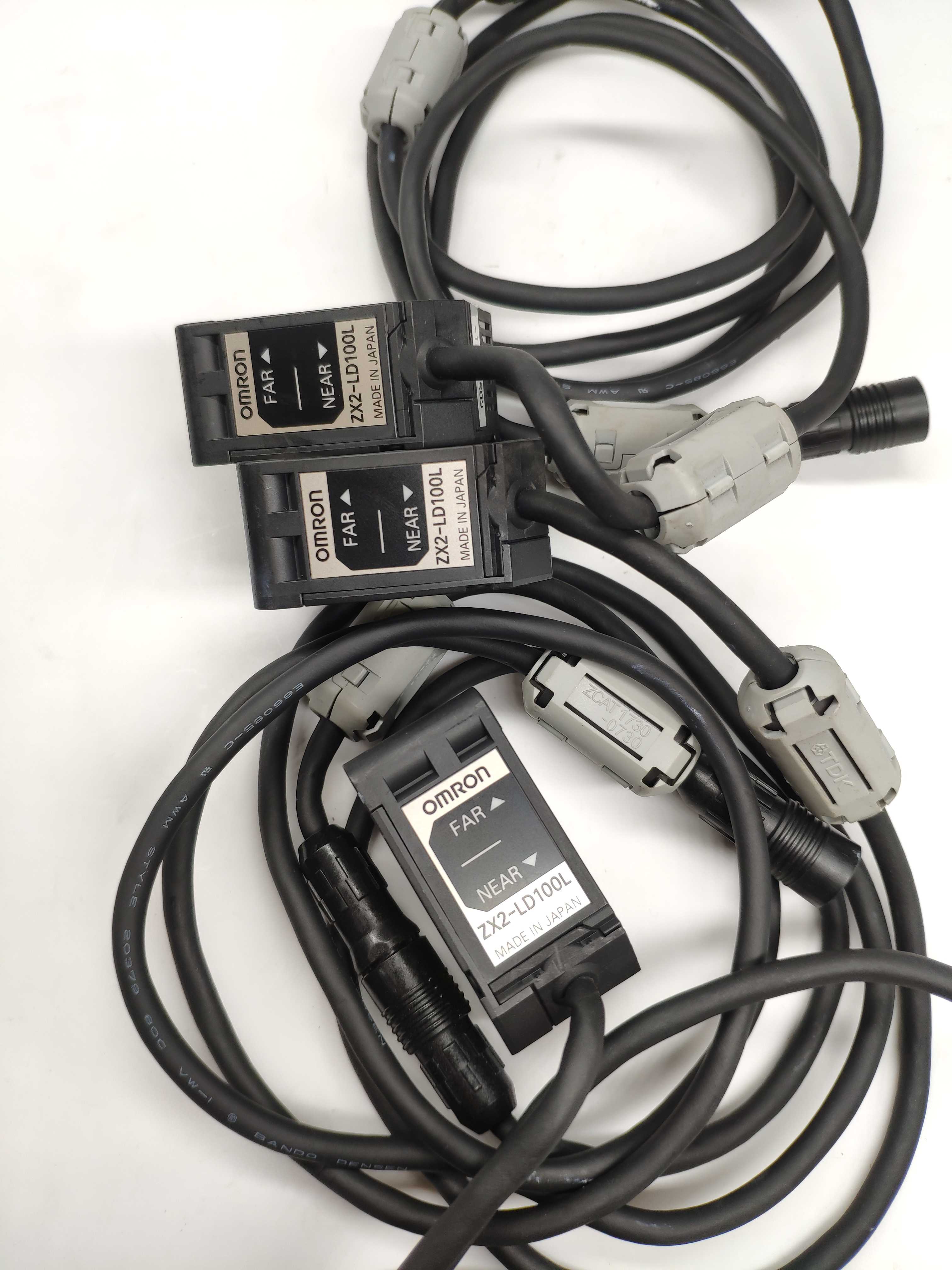 omron欧姆龙zx2-ld100l扩散反射型zx2-lda41激光coms型智能传感器