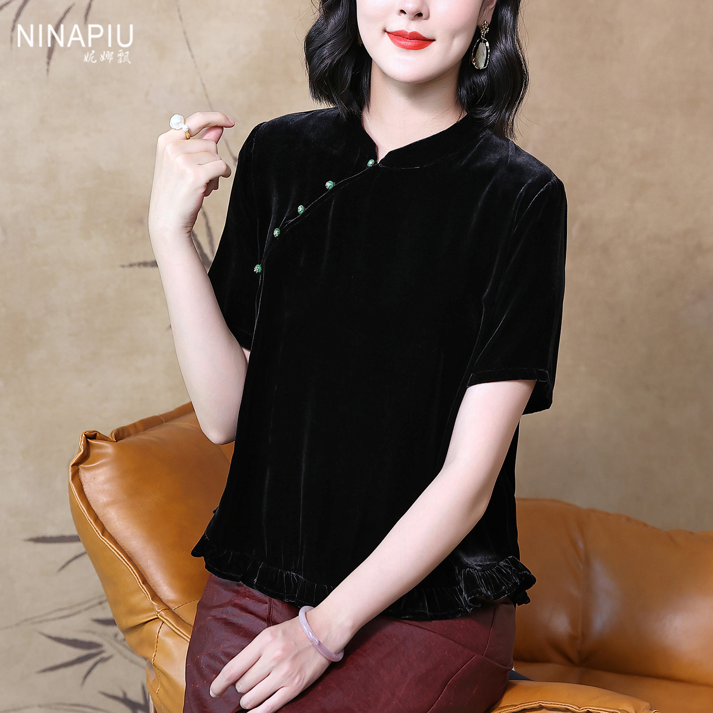 妮娜飘复古优雅新中式真丝绒上衣