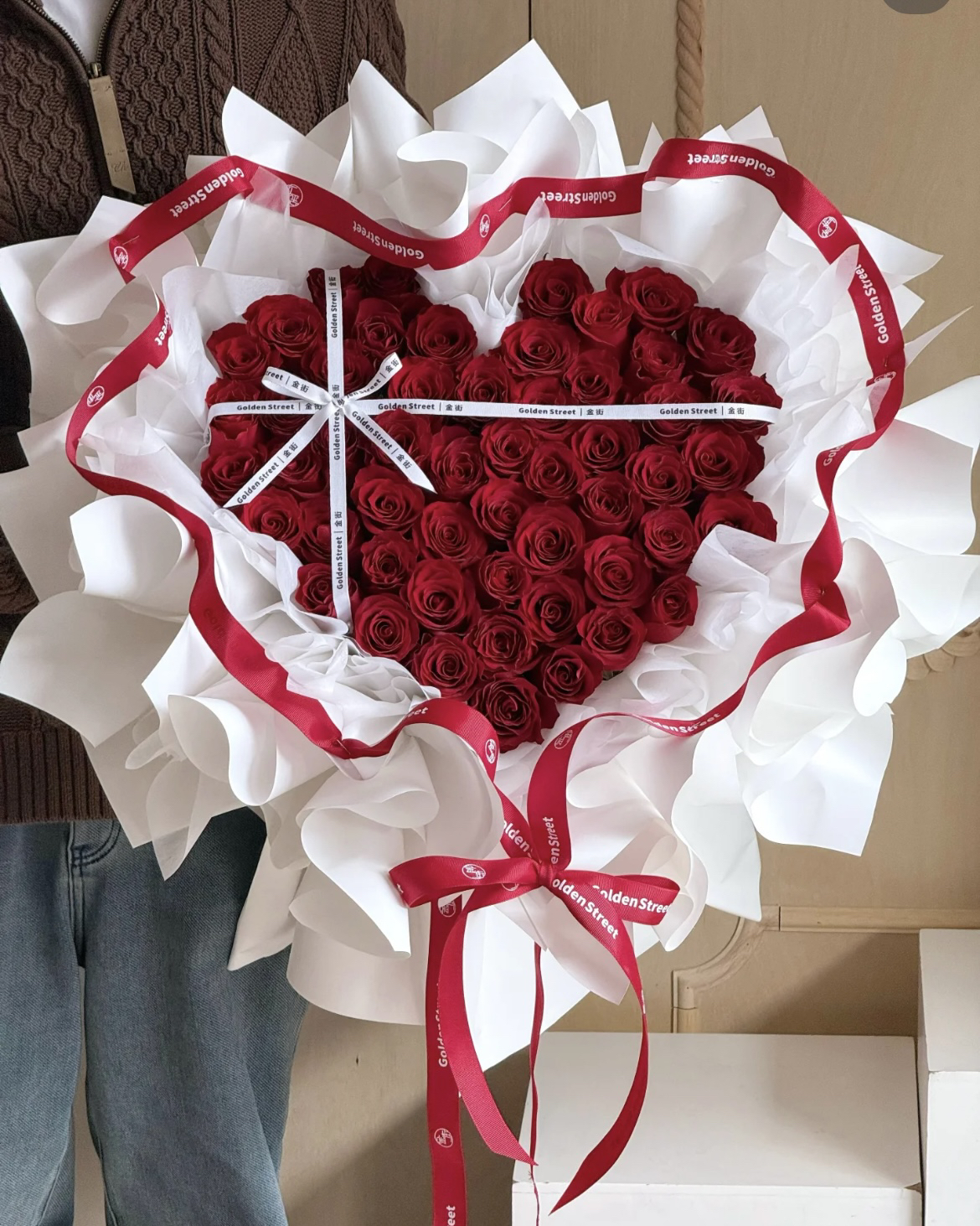 2025情人节礼物女友心型红白紫玫瑰鲜花花束52朵99朵厦门同城速递