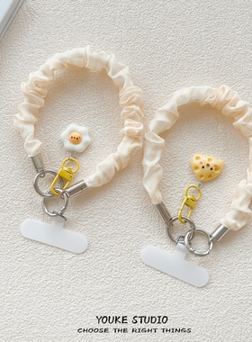 ins创意褶皱黄色格奶酪挂件手机挂绳短款手腕带短绳ccd相机手提女