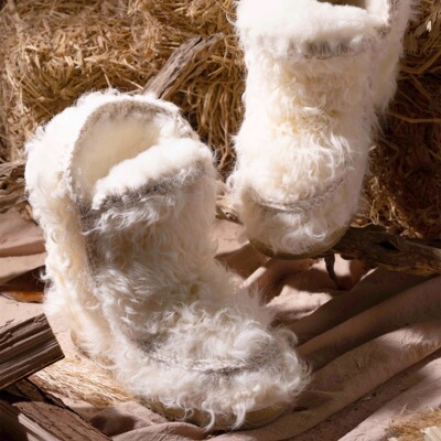 爱斯基摩羊皮毛一体雪地靴女