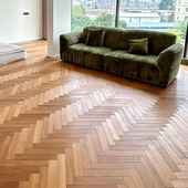 上海二手翻新缅甸老柚木室内纯实木中古风地板人字拼锁扣地暖地板