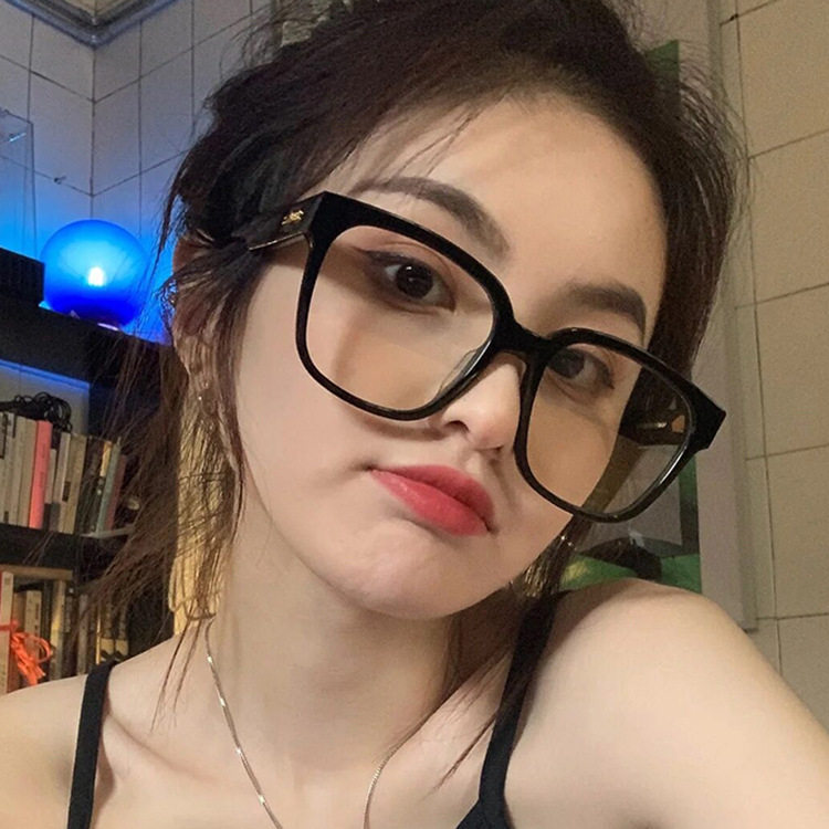 许佳琪贺峻霖同款防蓝光方形眼镜框可配近视网红大框潮素颜平光镜