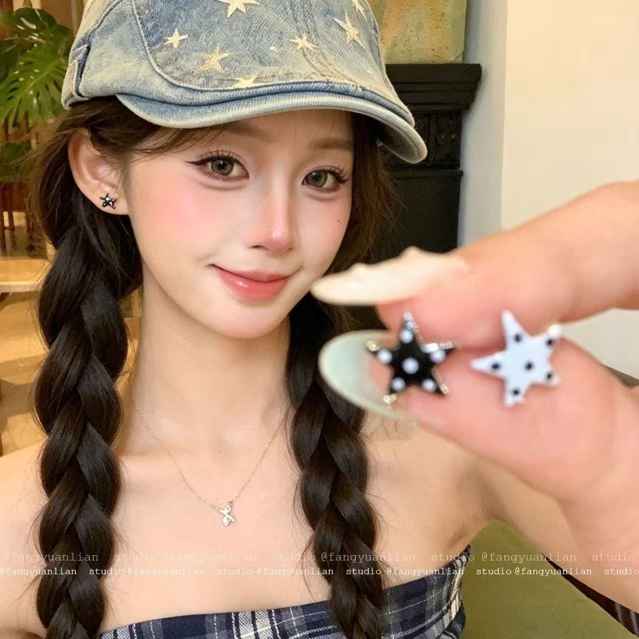 星点漫叙 黑白波点星星耳钉女简约小众高级精致耳环气质百搭耳饰