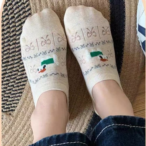 夏薄款女小鸭防滑不掉跟隐形短袜
