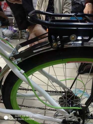 后货架单车配件载重可带人碟刹