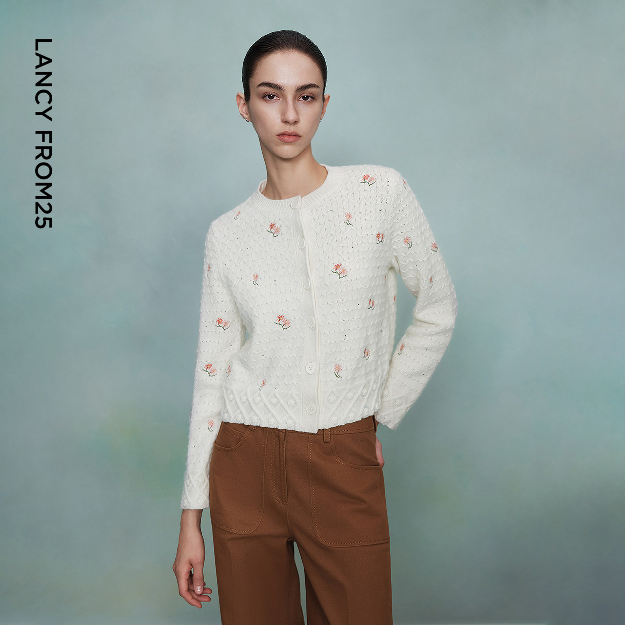 【艺术家联名】朗姿纯羊毛圆领雏菊针织开衫毛衣2025年冬季新款,女装/女士精品,毛针织衫,淘宝优惠券,粉丝福利购,淘宝优惠卷