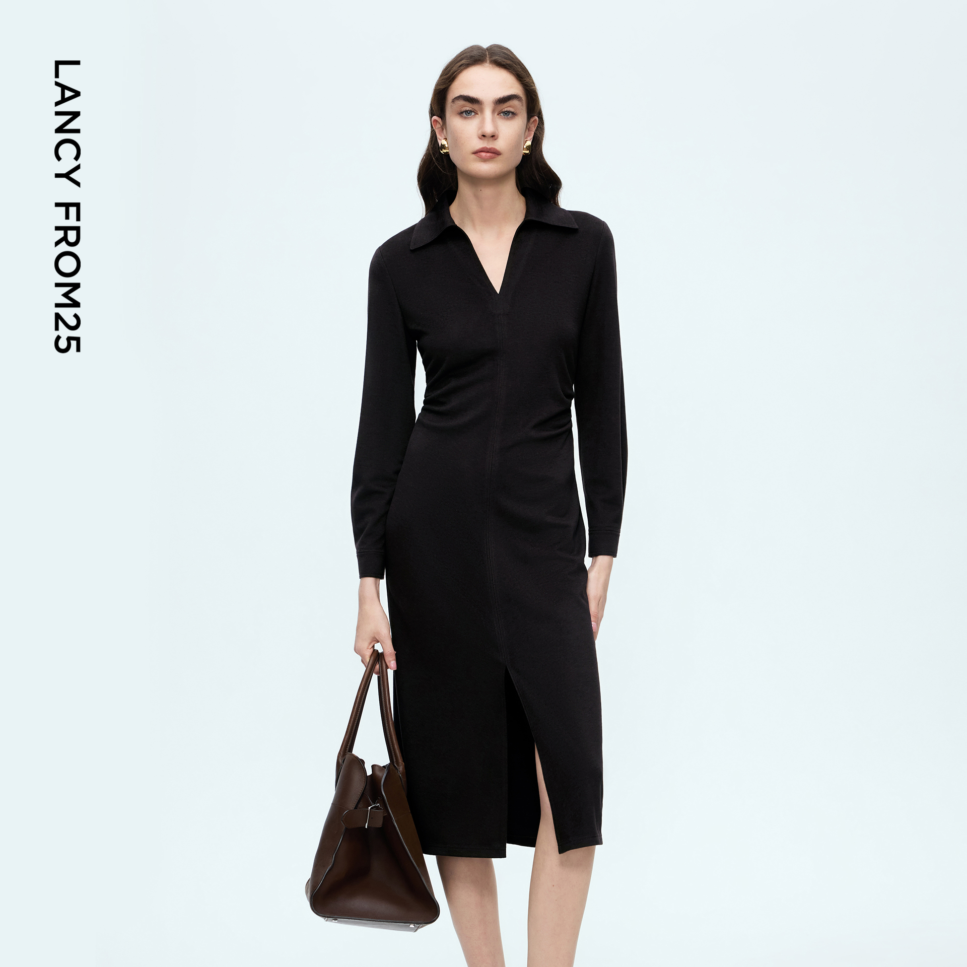 舒适羊毛 POLO开领 收腰A摆