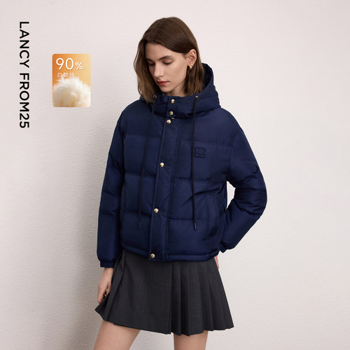 立领连帽 LOGO贴布绣 90%进口白鹅绒