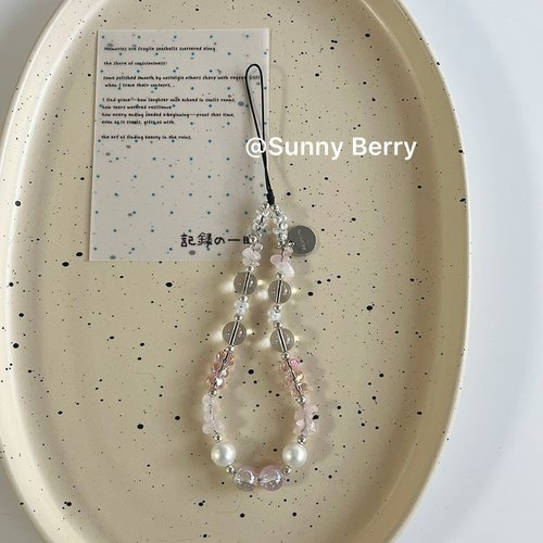 原创清透粉色系水晶天然石手工串珠手机链相机ccd挂绳链条ins挂件