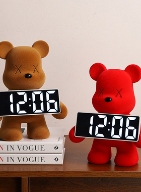 轻奢暴力熊时钟摆件客厅家居玄关电视柜意式极简小众高级感装饰品