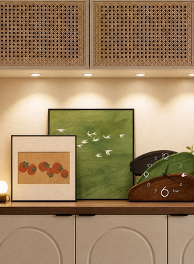 中古风电视餐边柜台面家居装饰画入户玄关软装高级感复古台灯摆件