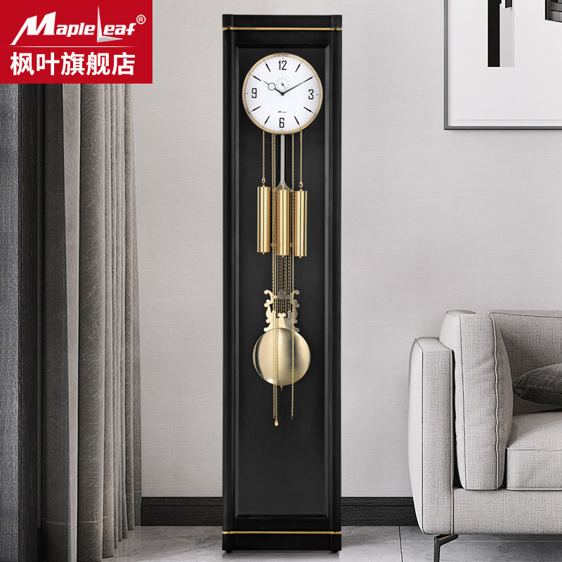 品质保证，德国原装进口机芯，实木外框