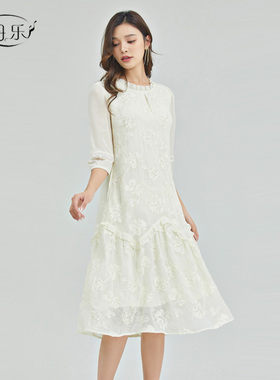 琳丹乐夏季新款连衣裙 高端绣花天丝 刺绣气质宽松大码女38134
