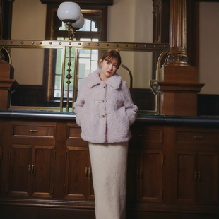 Faux Bambina Fur Coat 优雅翻领毛绒外套 日代 25AW Herlipto