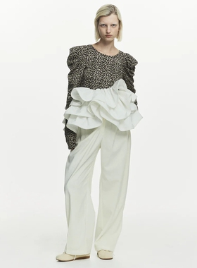 日代 Bibiy EFFIE  LEOPARD TOP 25AW 泡泡袖荷叶边下摆豹纹上衣