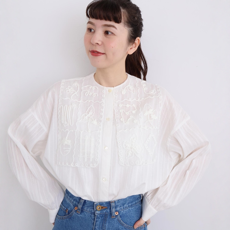 l'atelierdusavon草莓刺绣衬衫