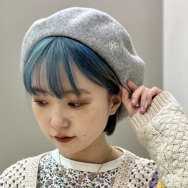 日代 BEAMS BOY embroidery beret 23AW 保暖纯色羊毛刺绣贝雷帽