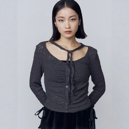 日代 EMODA Front Button Tie Top 25AW 日系挂脖系带蕾丝上衣
