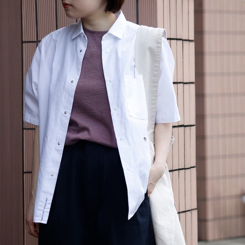 nanamica百搭休闲纯色短袖衬衫