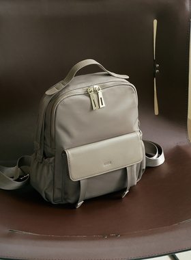 C1114DX5新款双肩包